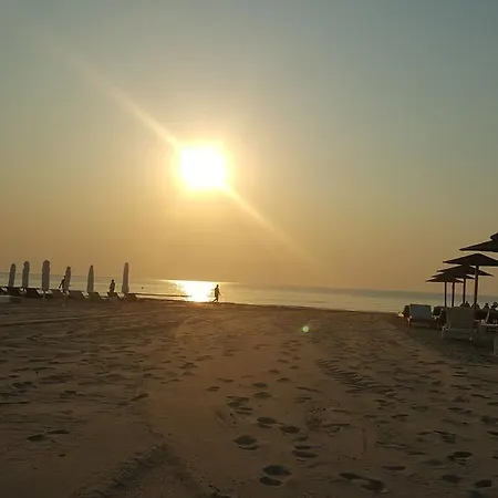 Sunset Mamaia
